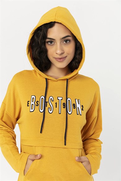 Kadın Boston Kabartma Baskılı Kanguru Cepli Uzun Sweatshirt