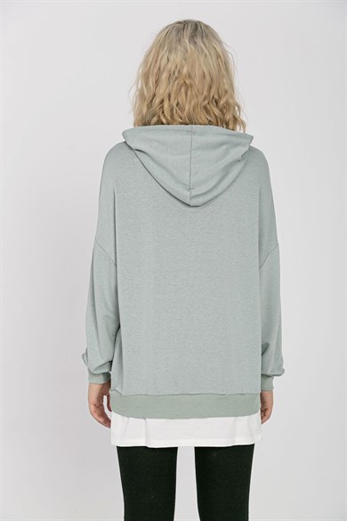 Kadın Çift Görünümlü Kapüşonlu Oversize Sweatshirt
