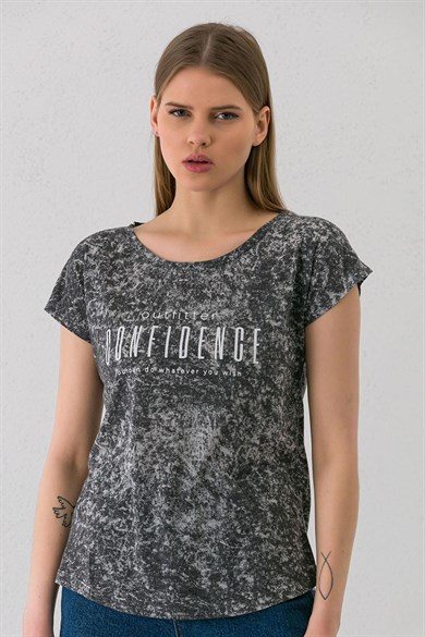 Kadın Önü Baskılı Sırt Detaylı Batik Desen T-shirt