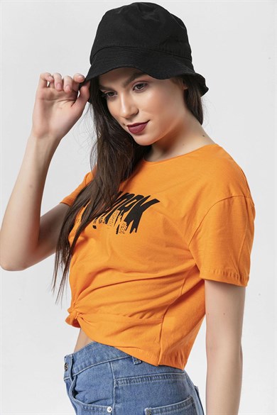 Kadın Önü Büzgü Detaylı Baskılı T-Shirt